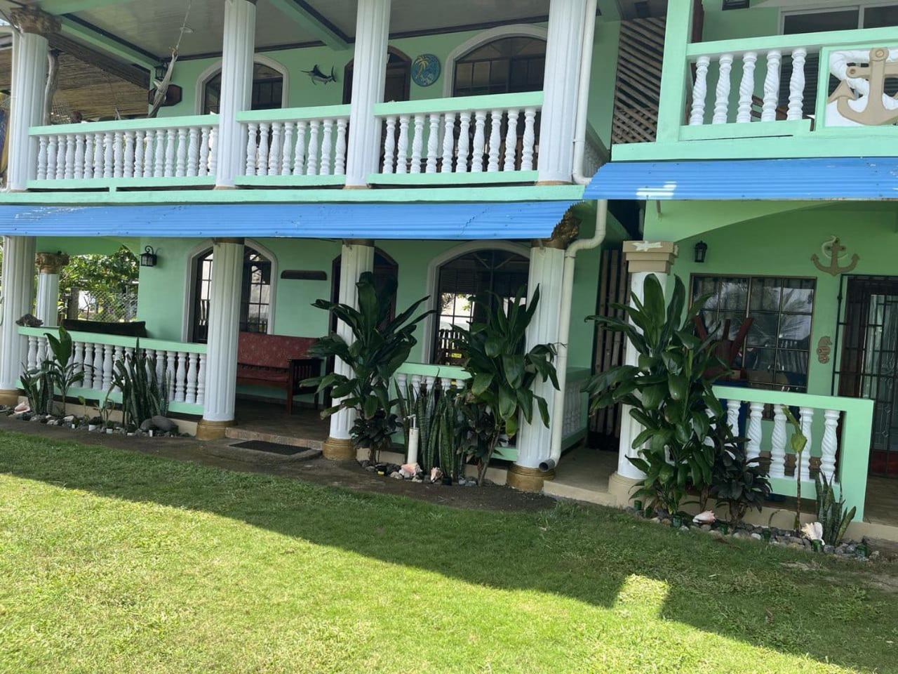 Hospedaje Rosa Del Mar & Sweets Cafe South End Ngoại thất bức ảnh
